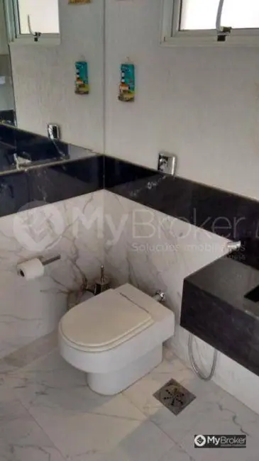 Foto 6 de Sobrado com 3 quartos à venda, 450m2 em Jardins Verona, Goiania - GO
