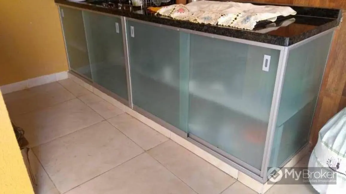 Foto 3 de Casa com 4 quartos à venda, 300m2 em Setor Garavelo, Aparecida De Goiania - GO