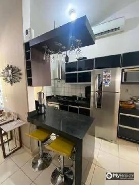 Foto 8 de Casa de Condomínio com 3 quartos à venda, 200m2 em Residencial Solar Ville, Goiania - GO