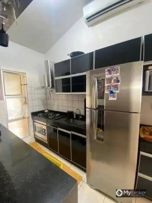 Foto 5 de Casa de Condomínio com 3 quartos à venda, 200m2 em Residencial Solar Ville, Goiania - GO