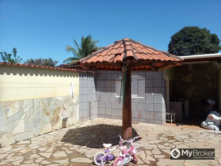 Foto 4 de Casa com 3 quartos à venda, 450m2 em Vila Jardim São Judas Tadeu, Goiania - GO