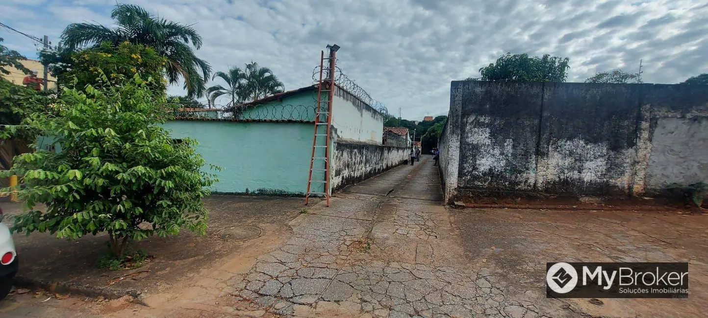 Foto 1 de Terreno / Lote à venda, 336m2 em Setor Leste Universitário, Goiania - GO