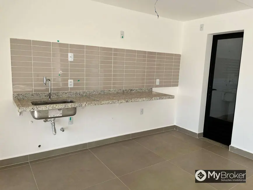 Casa de Condomínio com 4 quartos à venda, 250m2 em Senador Canedo - GO - imagem 3 Foto 3 de Casa de Condomínio com 4 quartos à venda, 250m2 em Senador Canedo - GO
