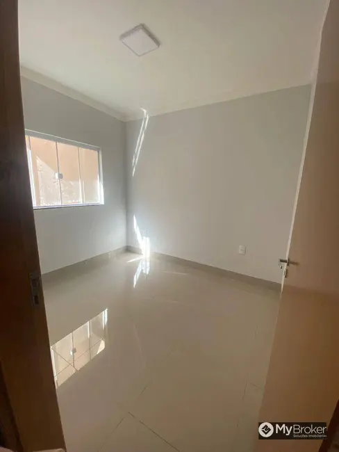 Foto 3 de Casa com 3 quartos à venda, 180m2 em Aparecida De Goiania - GO
