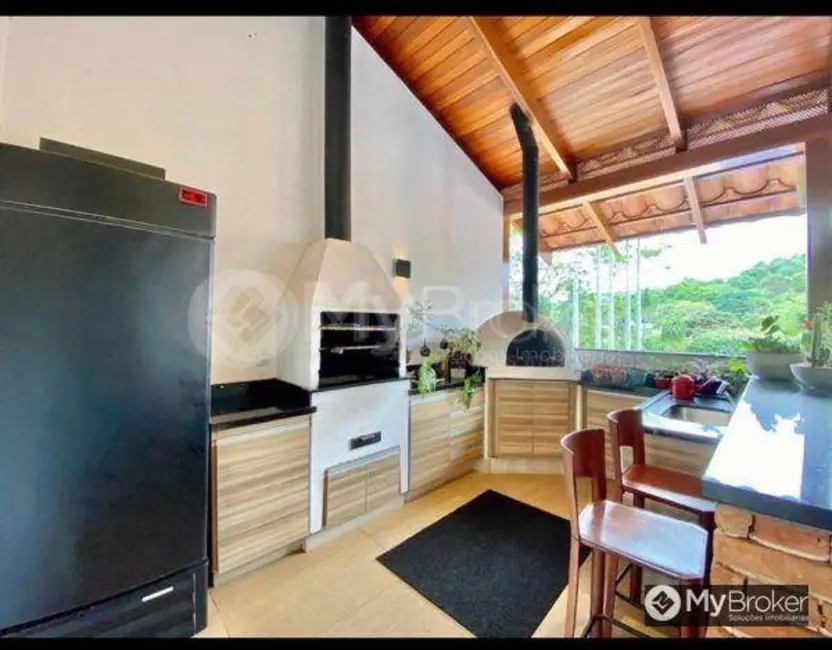 Foto 5 de Sobrado com 6 quartos à venda, 1739m2 em Residencial Aldeia do Vale, Goiania - GO