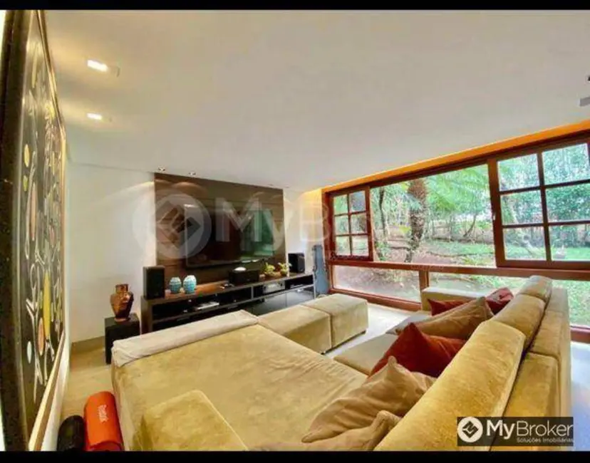 Foto 4 de Sobrado com 6 quartos à venda, 1739m2 em Residencial Aldeia do Vale, Goiania - GO