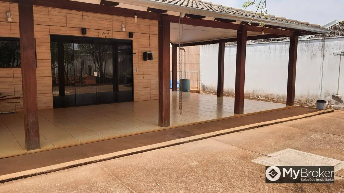 Sobrado com 4 quartos à venda, 1000m2 em Conjunto Vera Cruz, Goiania - GO - imagem 6 Foto 6 de Sobrado com 4 quartos à venda, 1000m2 em Conjunto Vera Cruz, Goiania - GO