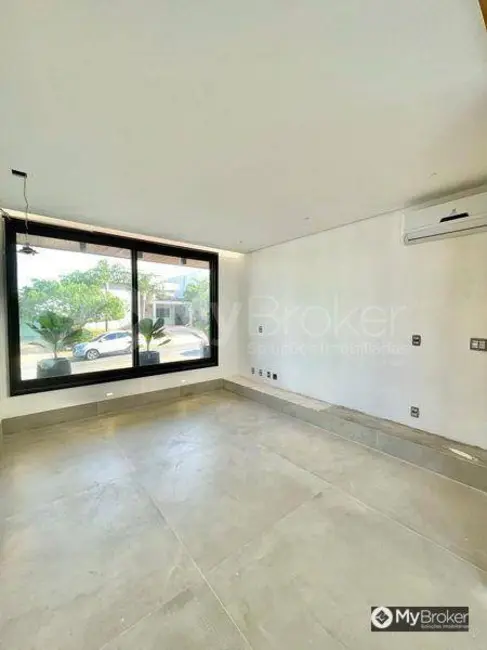 Casa de Condomínio com 6 quartos à venda, 706m2 em Alphaville Flamboyant Residencial Araguaia, Goiania - GO - imagem 2 Foto 2 de Casa de Condomínio com 6 quartos à venda, 706m2 em Alphaville Flamboyant Residencial Araguaia, Goiania - GO