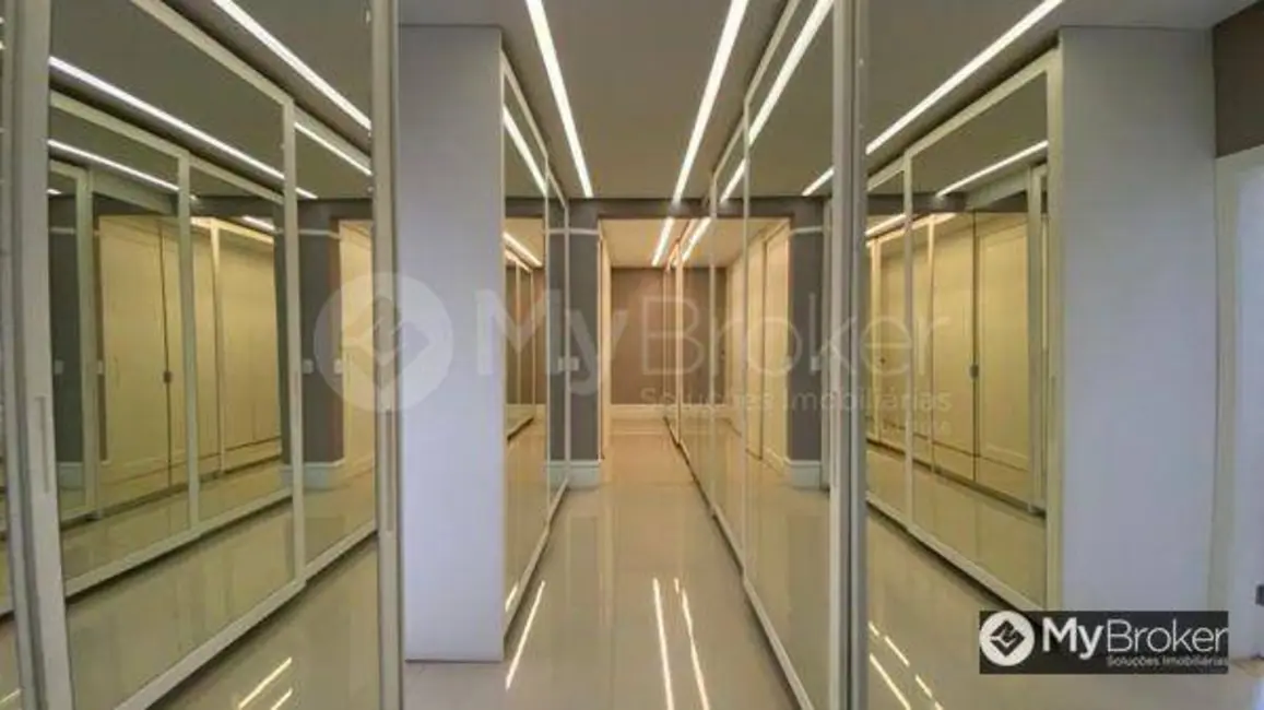 Foto 3 de Sobrado com 4 quartos à venda, 645m2 em Residencial Alphaville Flamboyant, Goiania - GO