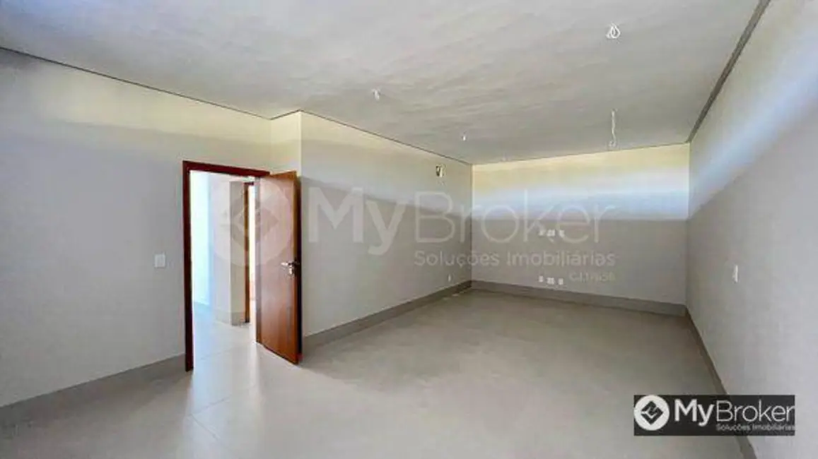 Casa de Condomínio com 4 quartos à venda, 772m2 em Residencial Alphaville Flamboyant, Goiania - GO - imagem 6 Foto 6 de Casa de Condomínio com 4 quartos à venda, 772m2 em Residencial Alphaville Flamboyant, Goiania - GO