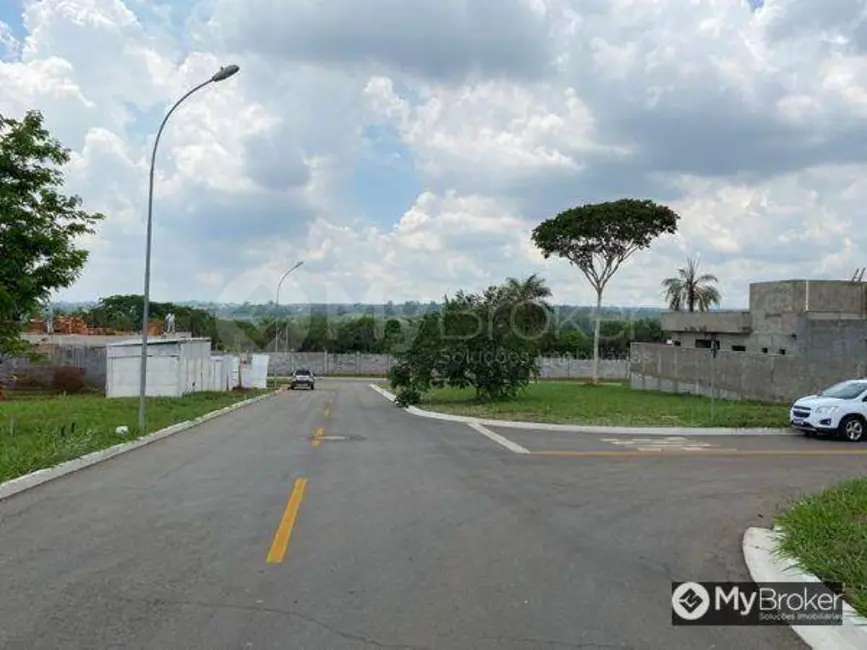 Foto 3 de Terreno / Lote à venda, 420m2 em Goiania - GO