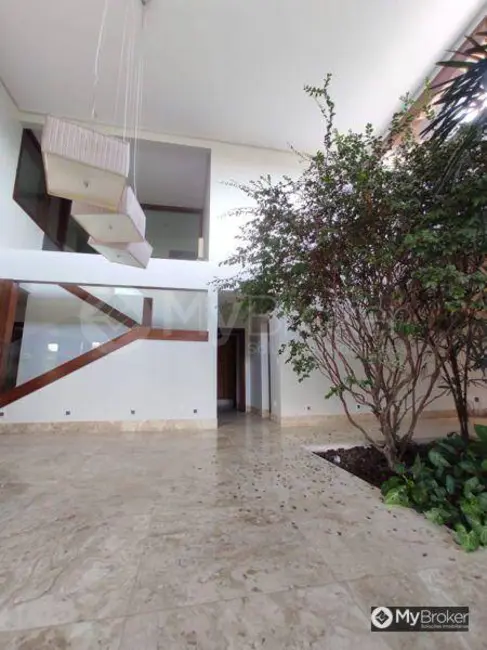 Foto 4 de Sobrado com 5 quartos à venda, 1060m2 em Residencial Alphaville Flamboyant, Goiania - GO