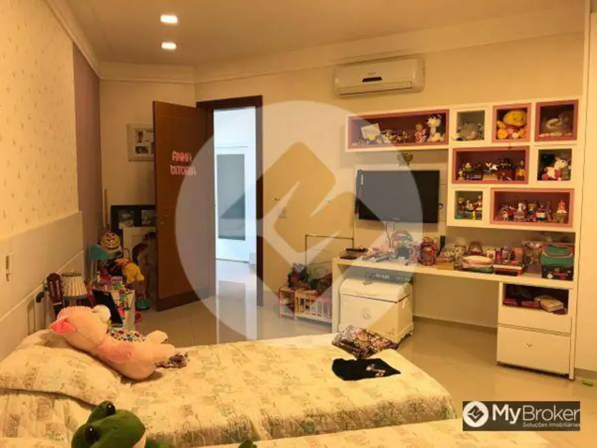 Foto 3 de Sobrado com 6 quartos à venda, 1000m2 em Residencial Alphaville Flamboyant, Goiania - GO