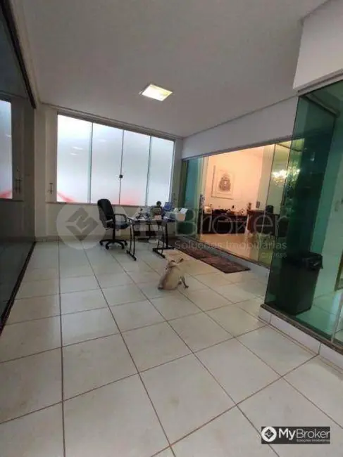 Foto 4 de Sobrado com 3 quartos à venda, 360m2 em Loteamento Portal do Sol I, Goiania - GO