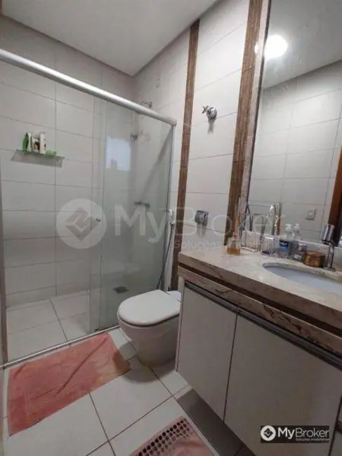 Foto 9 de Sobrado com 3 quartos à venda, 360m2 em Loteamento Portal do Sol I, Goiania - GO