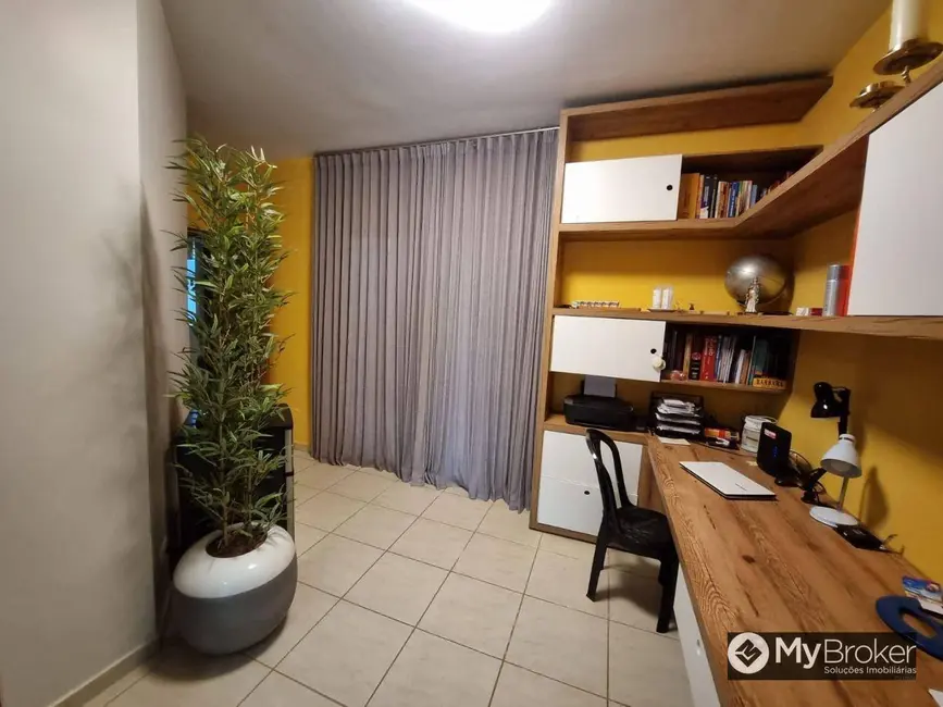 Foto 2 de Casa com 4 quartos à venda, 670m2 em Loteamento Portal do Sol II, Goiania - GO