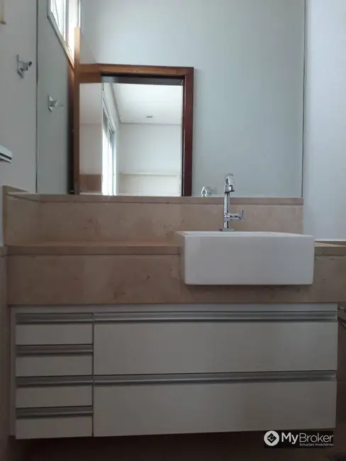 Foto 7 de Casa com 3 quartos à venda, 710m2 em Goiania - GO