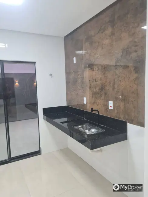 Foto 1 de Casa com 3 quartos à venda, 180m2 em Parque das Flores, Goiania - GO