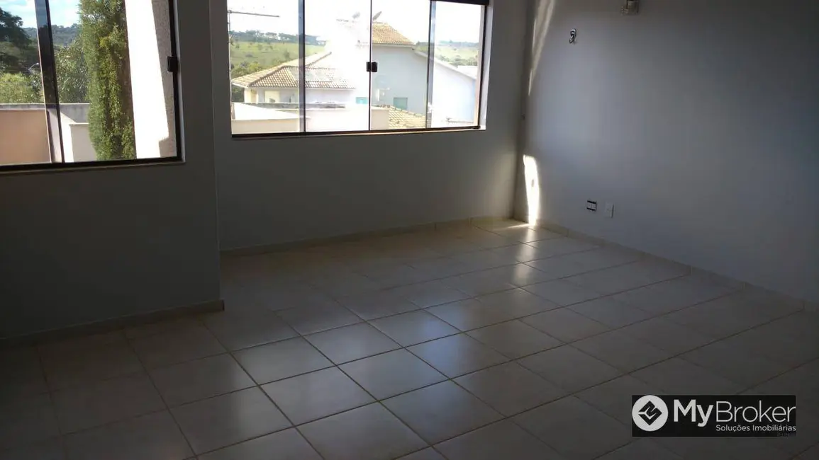 Sobrado com 4 quartos à venda, 557m2 em Loteamento Portal do Sol I, Goiania - GO - imagem 8 Foto 8 de Sobrado com 4 quartos à venda, 557m2 em Loteamento Portal do Sol I, Goiania - GO