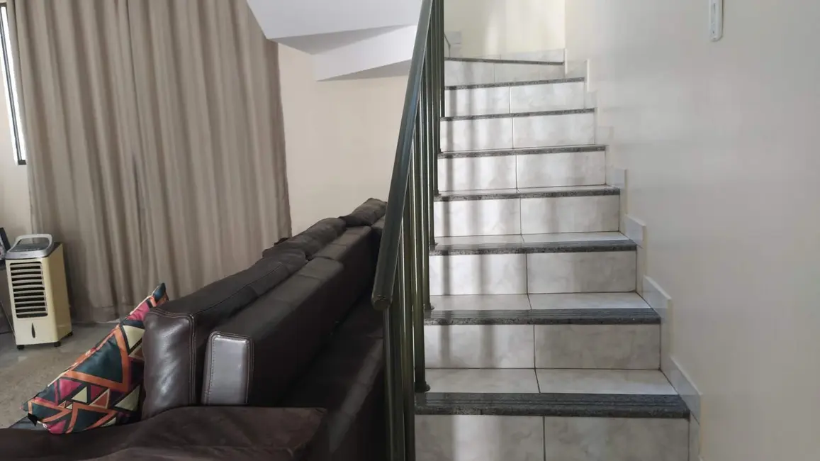 Foto 7 de Sobrado com 4 quartos à venda, 200m2 em Santa Genoveva, Goiania - GO