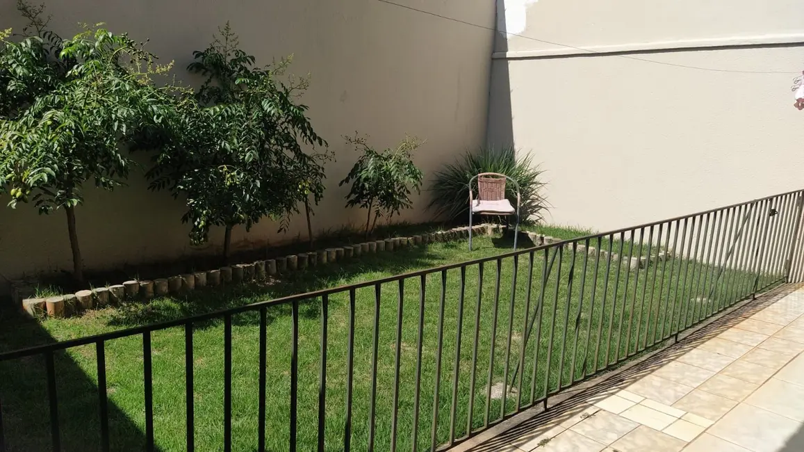 Foto 6 de Sobrado com 4 quartos à venda, 200m2 em Santa Genoveva, Goiania - GO
