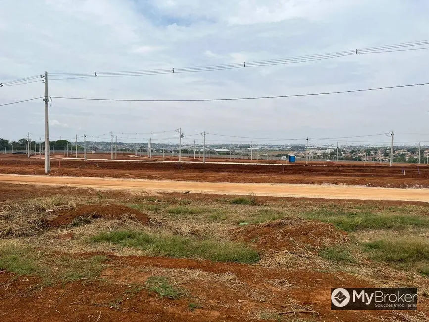 Foto 6 de Terreno / Lote à venda, 884m2 em Aparecida De Goiania - GO
