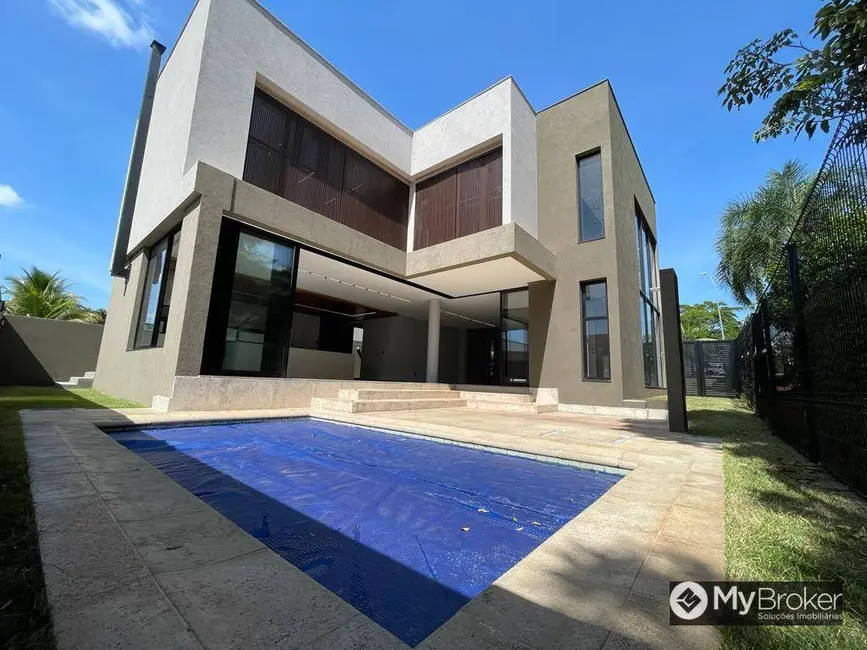 Foto 2 de Sobrado com 4 quartos à venda, 442m2 em Jardins Valência, Goiania - GO