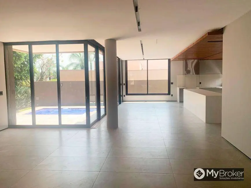 Foto 4 de Sobrado com 4 quartos à venda, 442m2 em Jardins Valência, Goiania - GO