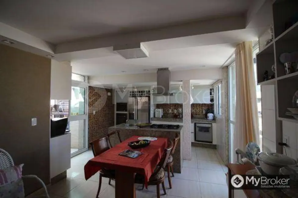 Casa com 4 quartos à venda, 377m2 em Setor Leste Universitário, Goiania - GO - imagem 5 Foto 5 de Casa com 4 quartos à venda, 377m2 em Setor Leste Universitário, Goiania - GO