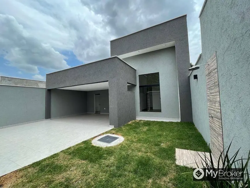 Foto 1 de Casa com 3 quartos à venda, 200m2 em Goiania - GO