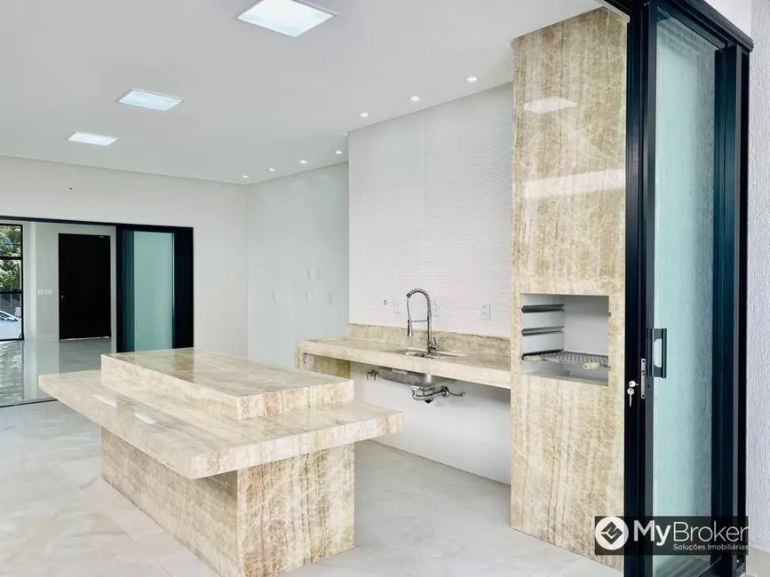 Foto 5 de Casa de Condomínio com 3 quartos à venda, 370m2 em Jardins Madri, Goiania - GO