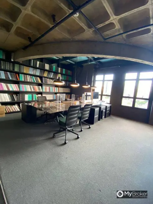 Sala Comercial à venda, 110m2 em Jardim Goiás, Goiania - GO - imagem 7 Foto 7 de Sala Comercial à venda, 110m2 em Jardim Goiás, Goiania - GO