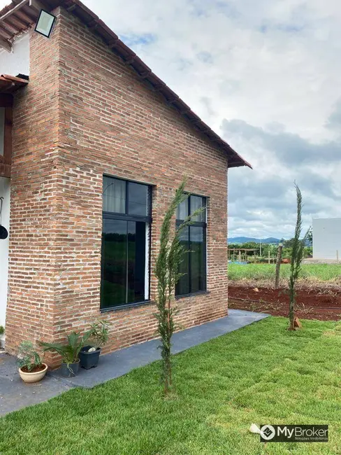 Casa com 3 quartos à venda, 1131m2 em Setor Parque Tremendão, Goiania - GO - imagem 4 Foto 4 de Casa com 3 quartos à venda, 1131m2 em Setor Parque Tremendão, Goiania - GO