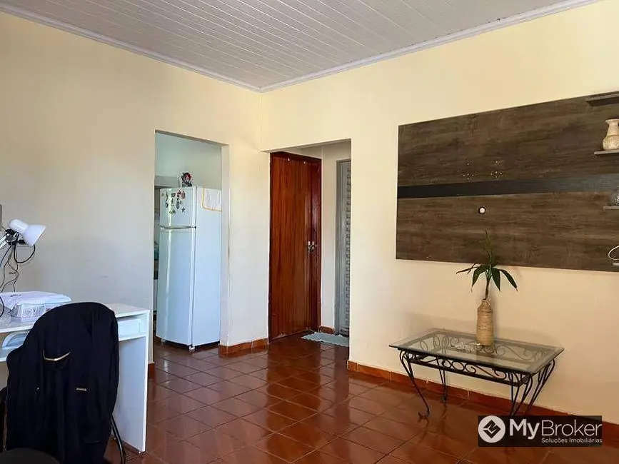 Foto 3 de Casa com 3 quartos à venda, 360m2 em Setor Garavelo, Goiania - GO