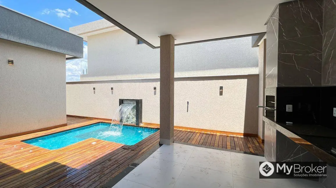 Casa com 3 quartos à venda, 300m2 em Residencial Marília, Senador Canedo - GO - imagem 2 Foto 2 de Casa com 3 quartos à venda, 300m2 em Residencial Marília, Senador Canedo - GO