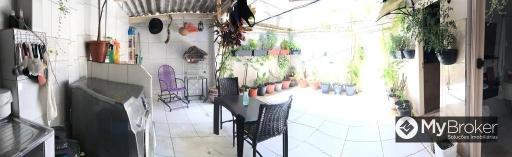 Foto 2 de Casa com 3 quartos à venda, 154m2 em Setor Leste Universitário, Goiania - GO