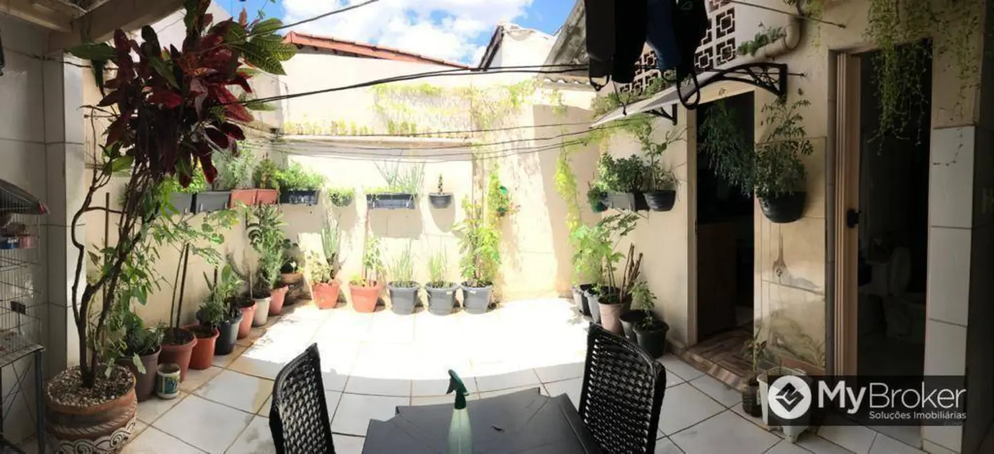 Foto 1 de Casa com 3 quartos à venda, 154m2 em Setor Leste Universitário, Goiania - GO