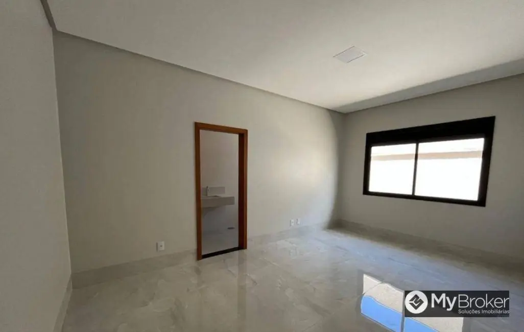 Casa de Condomínio com 4 quartos à venda, 434m2 em Residencial Goiânia Golfe Clube, Goiania - GO - imagem 5 Foto 5 de Casa de Condomínio com 4 quartos à venda, 434m2 em Residencial Goiânia Golfe Clube, Goiania - GO