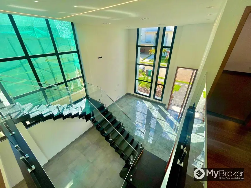 Foto 3 de Sobrado com 4 quartos à venda, 406m2 em Residencial Goiânia Golfe Clube, Goiania - GO