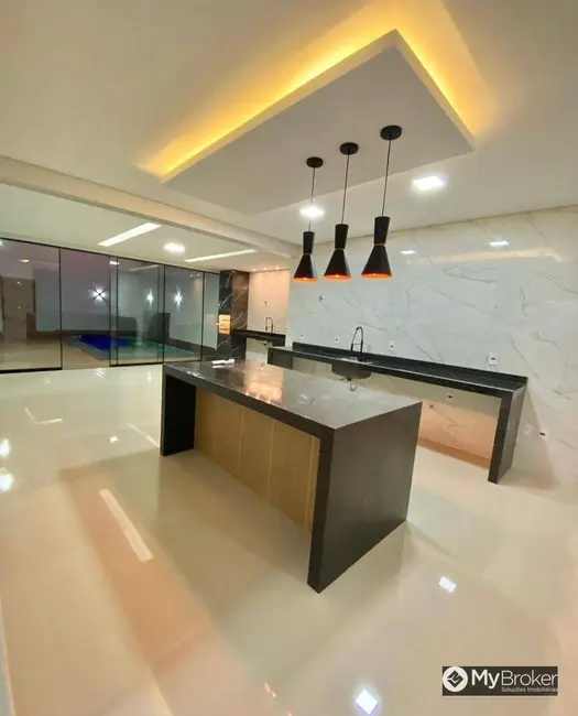 Foto 1 de Casa com 3 quartos à venda, 360m2 em Moinho dos Ventos, Goiania - GO