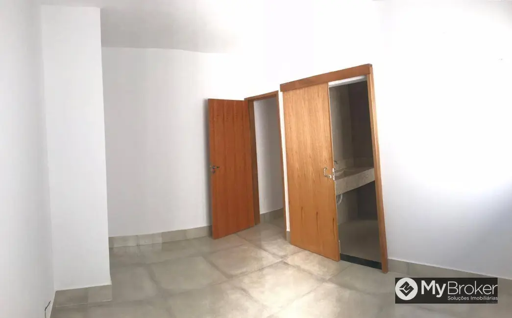 Casa com 3 quartos à venda, 300m2 em Residencial Humaitá, Goiania - GO - imagem 8 Foto 8 de Casa com 3 quartos à venda, 300m2 em Residencial Humaitá, Goiania - GO