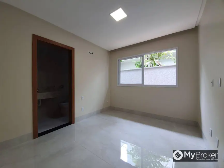 Foto 7 de Casa de Condomínio com 4 quartos à venda, 377m2 em Jardins Lisboa, Goiania - GO