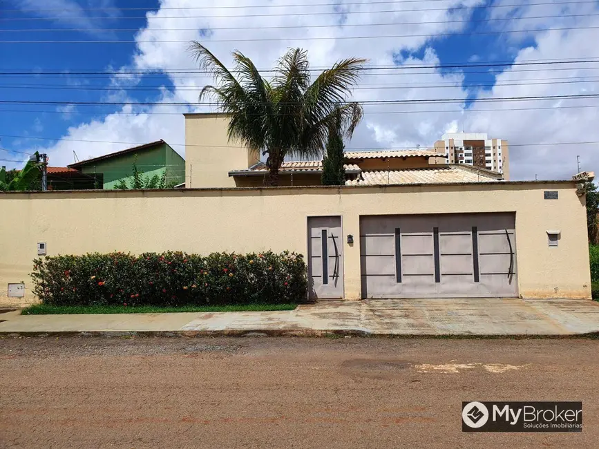 Foto 1 de Casa com 3 quartos à venda, 360m2 em Jardim Ipê, Goiania - GO
