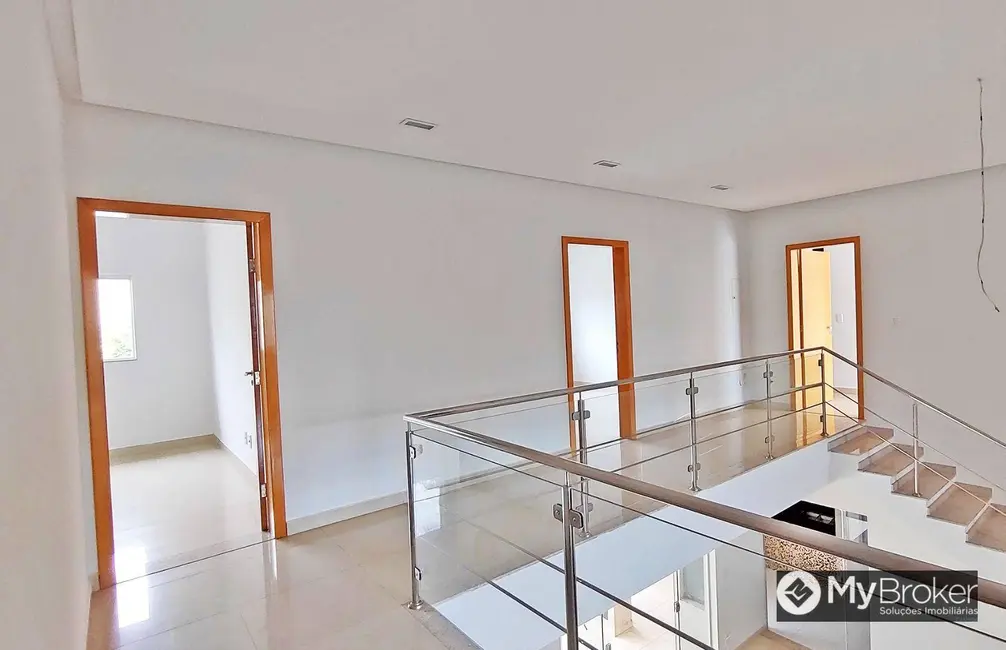 Foto 3 de Sobrado com 4 quartos à venda, 671m2 em Jardins Paris, Goiania - GO