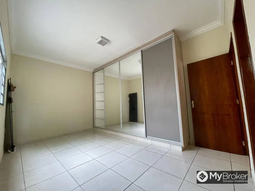Foto 8 de Casa com 3 quartos à venda, 360m2 em Jardim Imperial, Aparecida De Goiania - GO