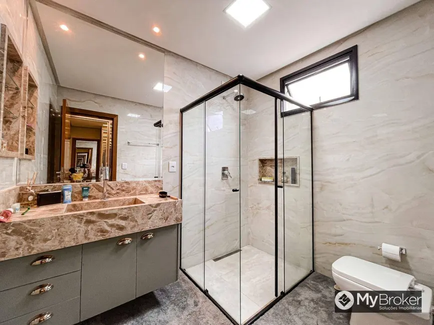 Casa de Condomínio com 4 quartos à venda, 434m2 em Residencial Goiânia Golfe Clube, Goiania - GO - imagem 8 Foto 8 de Casa de Condomínio com 4 quartos à venda, 434m2 em Residencial Goiânia Golfe Clube, Goiania - GO