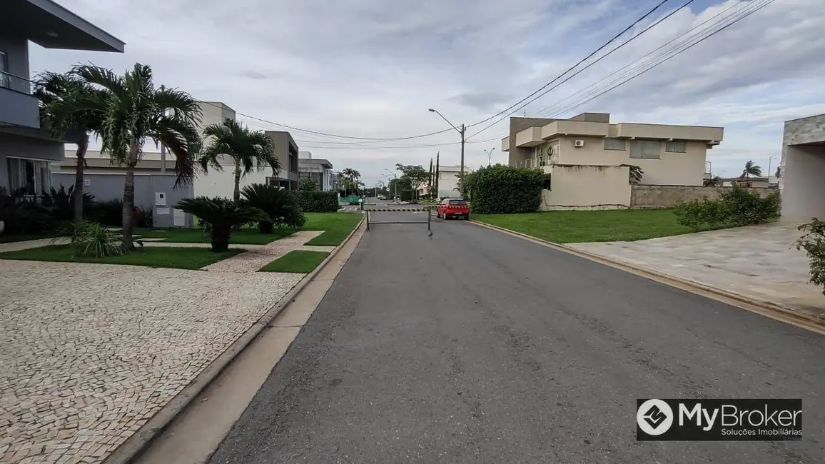 Casa de Condomínio com 3 quartos à venda, 424m2 em Goiania - GO - imagem 6 Foto 6 de Casa de Condomínio com 3 quartos à venda, 424m2 em Goiania - GO