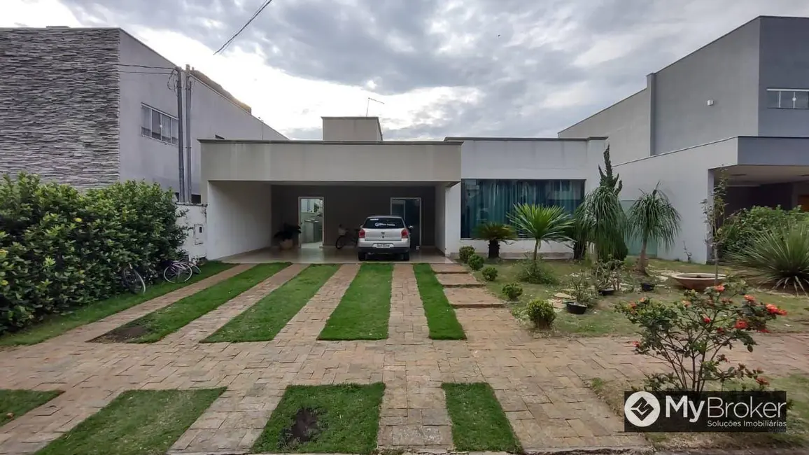 Casa de Condomínio com 3 quartos à venda, 424m2 em Goiania - GO - imagem 4 Foto 4 de Casa de Condomínio com 3 quartos à venda, 424m2 em Goiania - GO