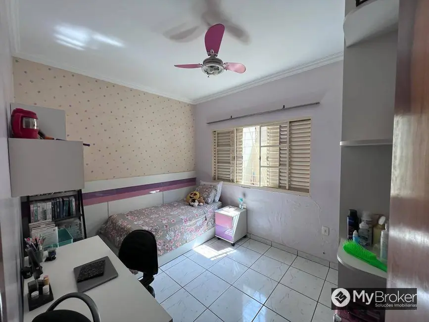 Foto 5 de Casa com 3 quartos à venda, 366m2 em Jardim Califórnia, Goiania - GO