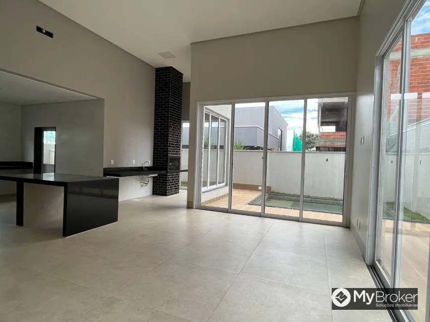 Casa de Condomínio com 4 quartos à venda, 434m2 em Residencial Goiânia Golfe Clube, Goiania - GO - imagem 5 Foto 5 de Casa de Condomínio com 4 quartos à venda, 434m2 em Residencial Goiânia Golfe Clube, Goiania - GO